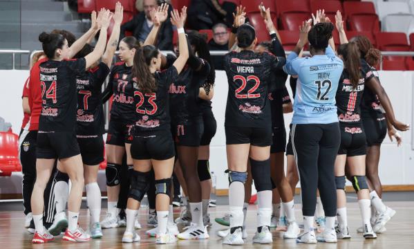 Equipa feminina de andebol do Benfica