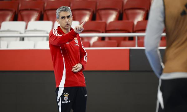 Jota Gonz&#225;lez