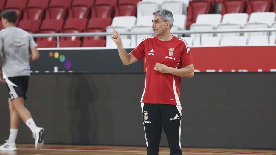 Jota González