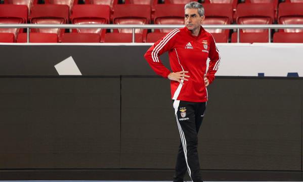 Jota Gonz&#225;lez