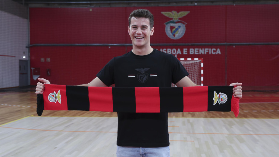 Ander Izquierdo - renovação
