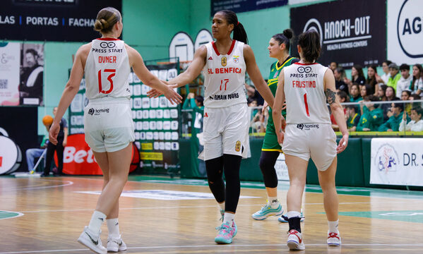 Evelyn Ovner, Isabela Quevedo and In&#234;s Faustino