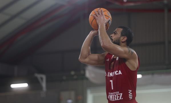 Aaron Broussard foi o melhor marcador do Benfica, com 26 pontos
