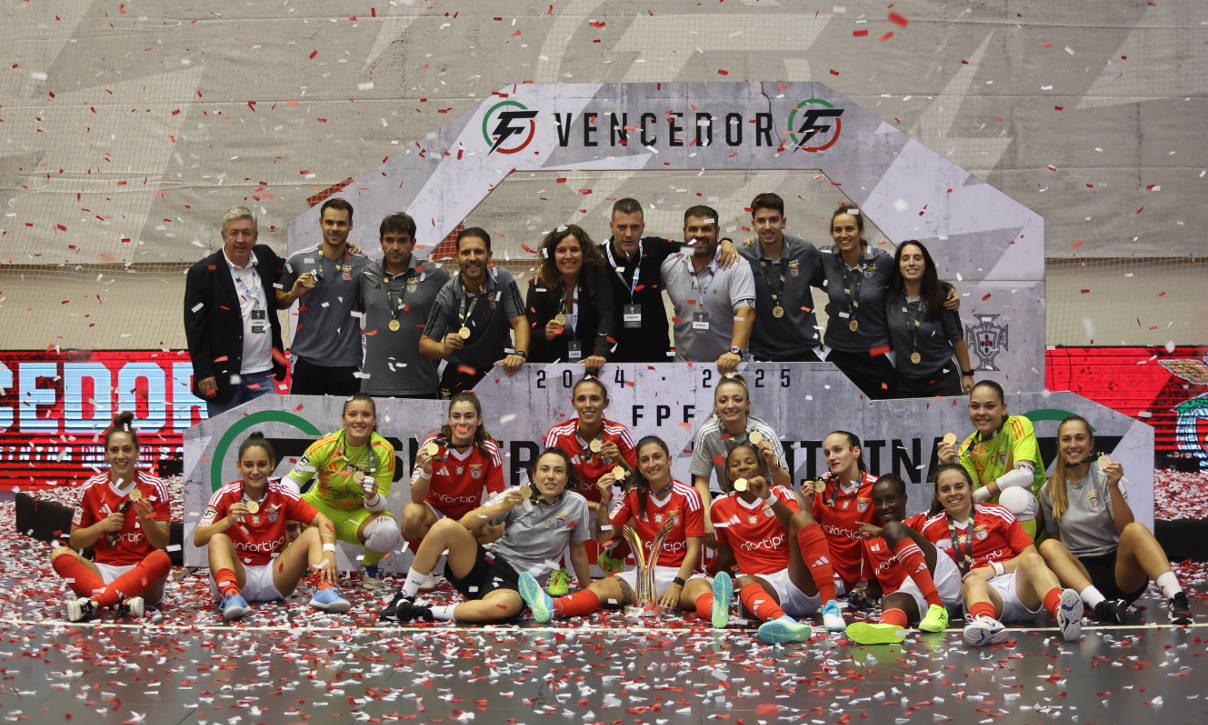 Benfica ergue 9.ª Supertaça Feminina de futsal do palmarés