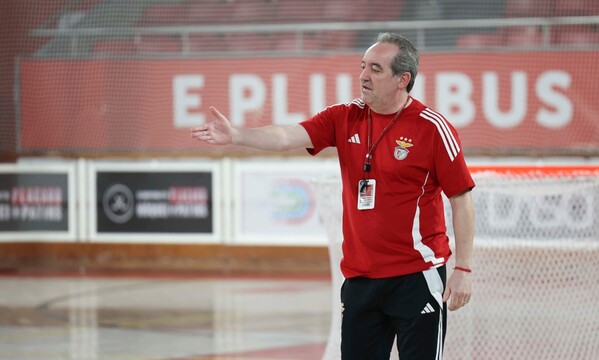 Treinador Paulo Almeida