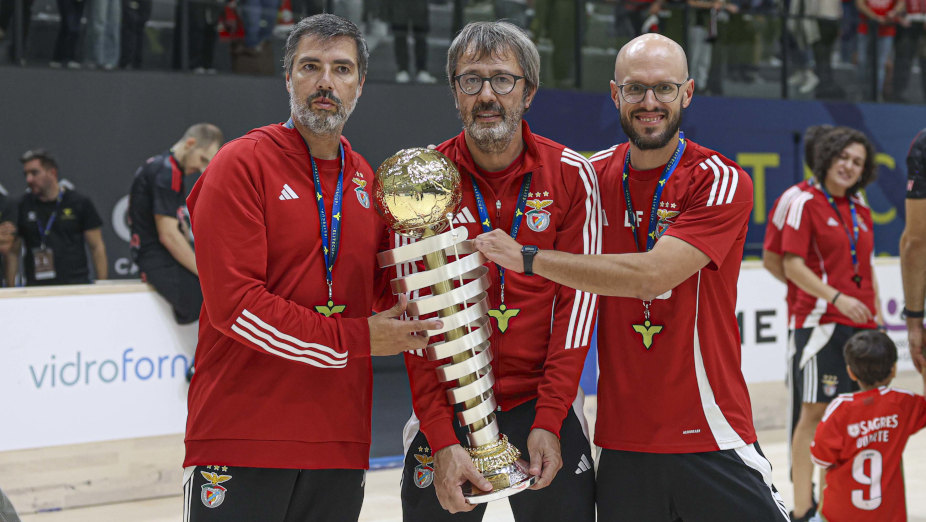UD Oliveirene-Benfica
