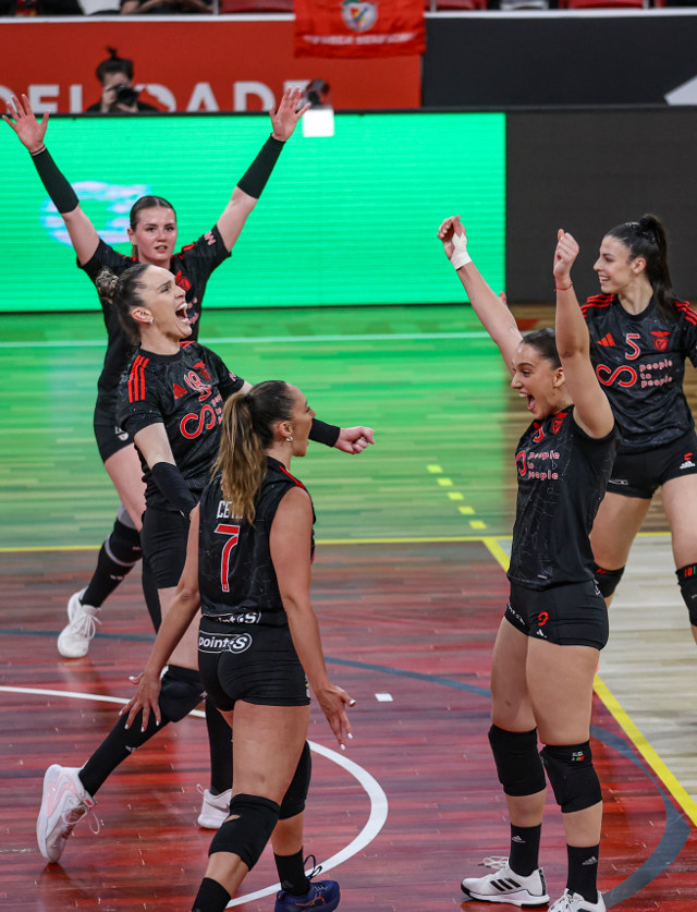 As &#225;guias decidem t&#237;tulo na Luz
