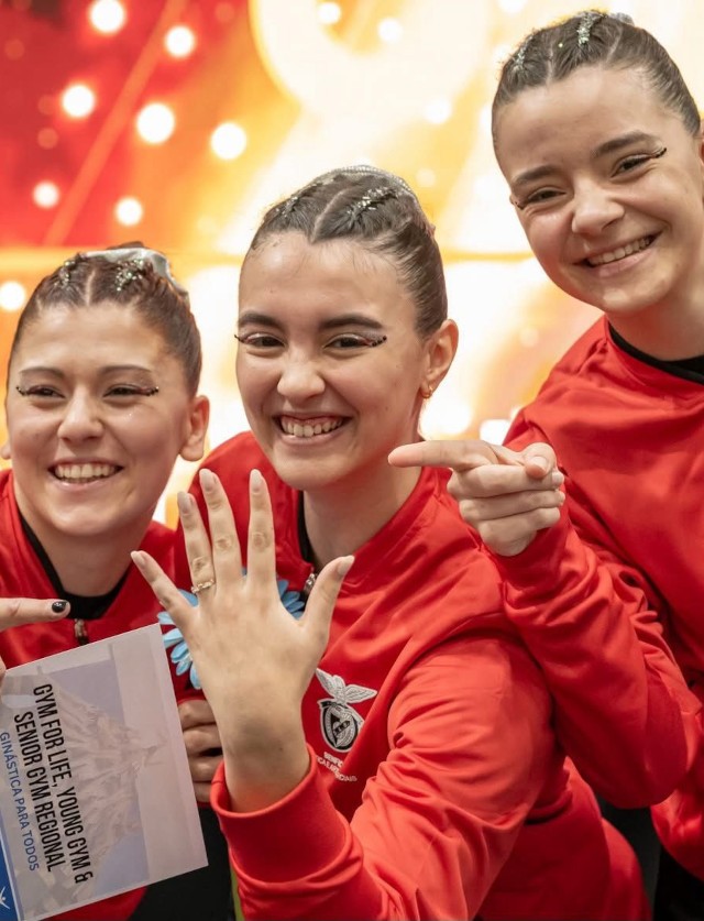 Men&#231;&#245;es de ouro para a equipa Mixstica 