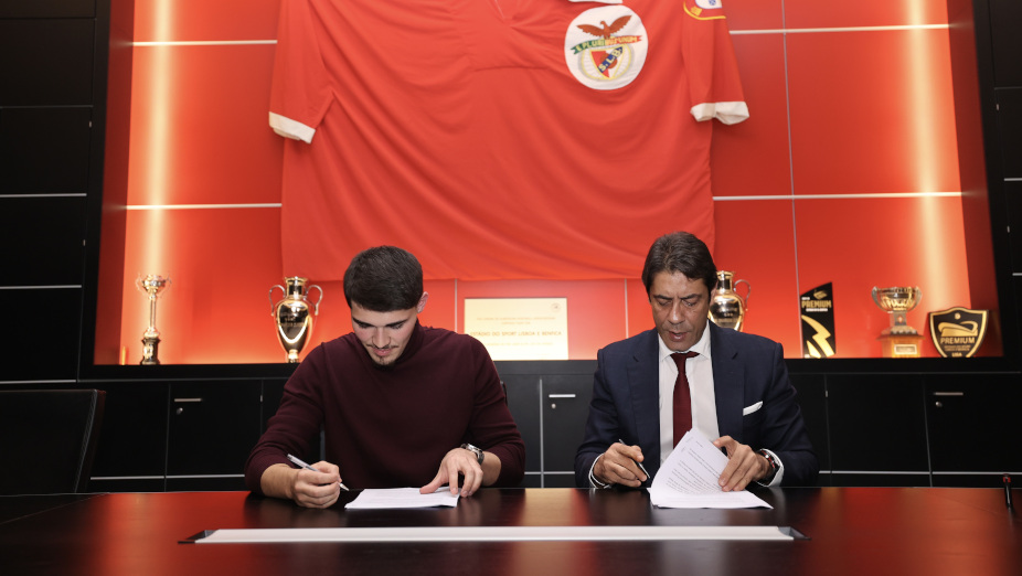 Diogo Ribeiro com o Presidente Rui Costa