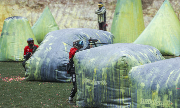 Equipa de paintball do Benfica em a&#231;&#227;o