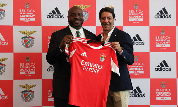 Edwin Narain com o Presidente Rui Costa