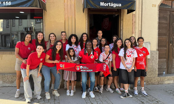 Janice esteve presente na reabertura da Casa Benfica Mort&#225;gua