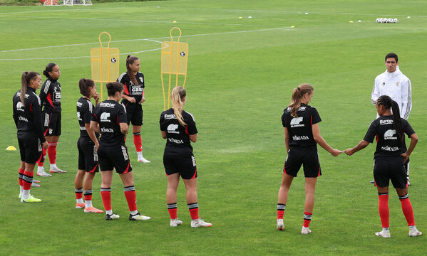 Ivan Baptista durante a unidade de treino