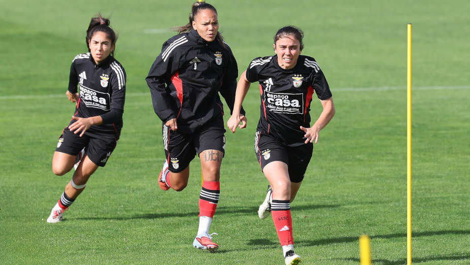 Treino da equipa feminina do Benfica