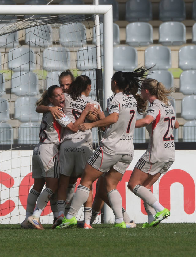 A festa do primeiro golo das &#225;guias diante do Torreense