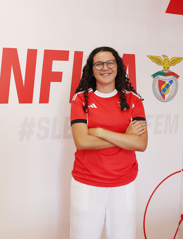 Carolina Sim&#245;es