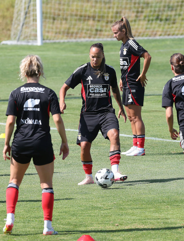 Women&#39;s Football