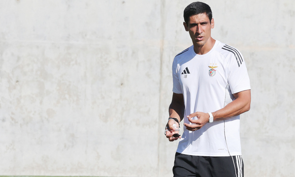Treinador Ivan Baptista