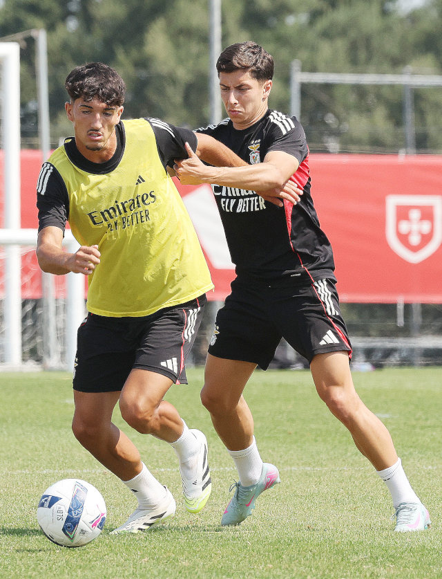 Futebol forma&#231;&#227;o