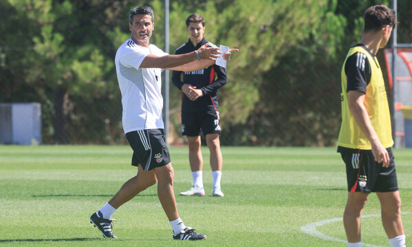 N&#233;lson Ver&#237;ssimo no treino