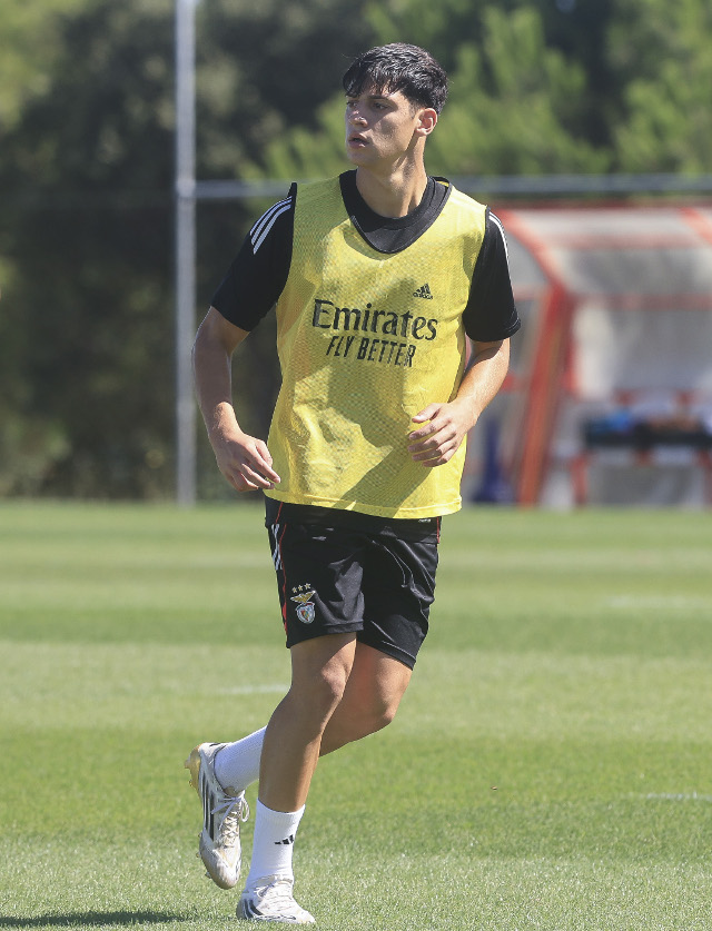 Futebol forma&#231;&#227;o