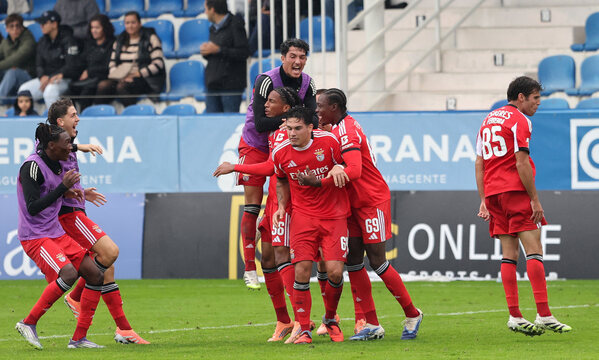 Festejo dos jogadores do Benfica B