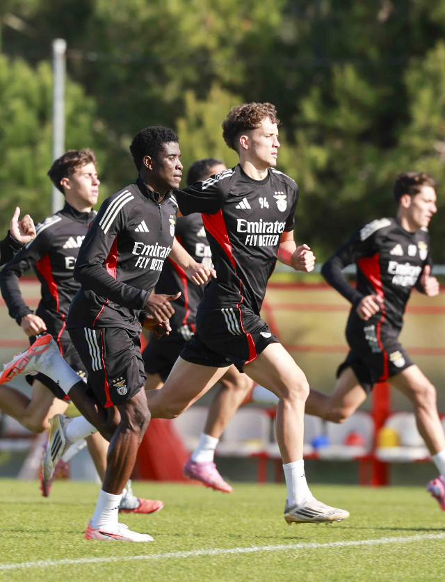 Futebol foma&#231;&#227;o