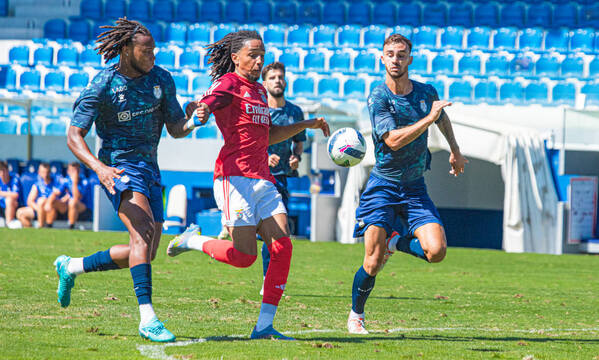 Jelani Trevisan marcou ao Feirense