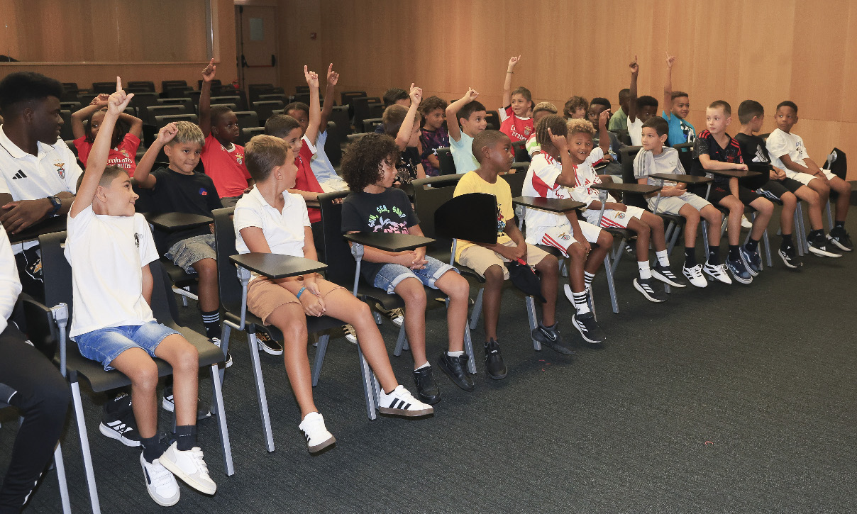 Palestra Futebol Iniciação
