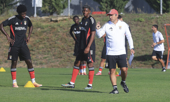 Futebol forma&#231;&#227;o