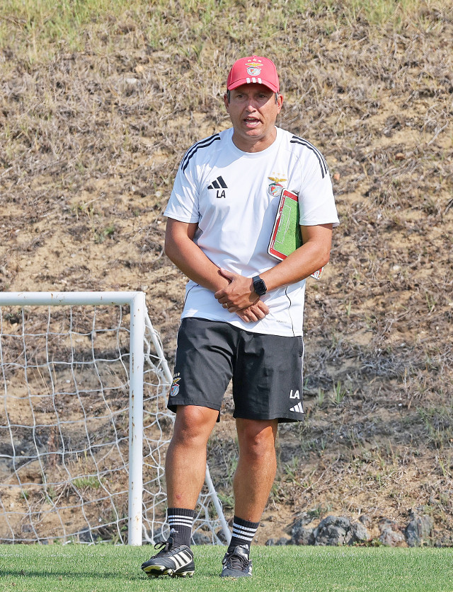 Futebol forma&#231;&#227;o