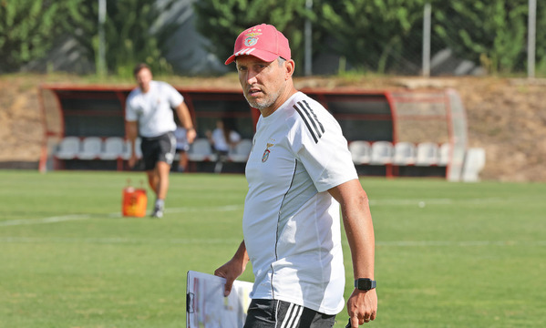 Futebol forma&#231;&#227;o
