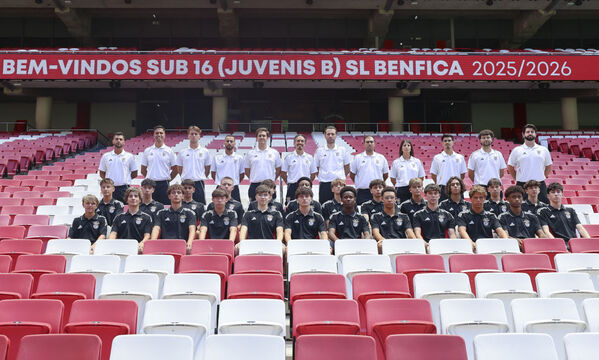 Apresenta&#231;&#227;o oficial da equipa de Juvenis B do Benfica