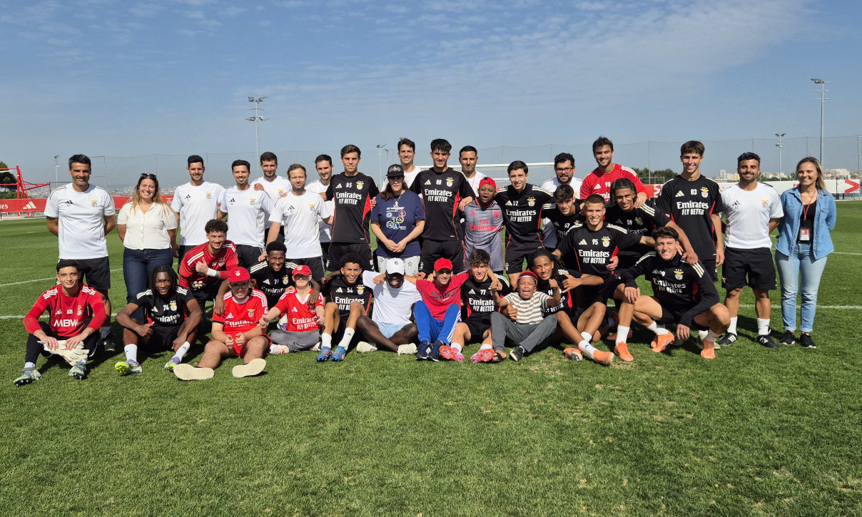 Iniciativa equipa B - Ligação à Comunidade