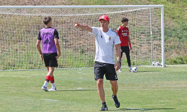 Futebol forma&#231;&#227;o