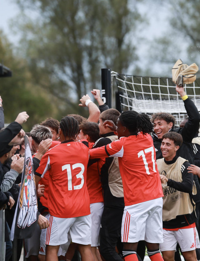 Benfica players celebrated with the fans