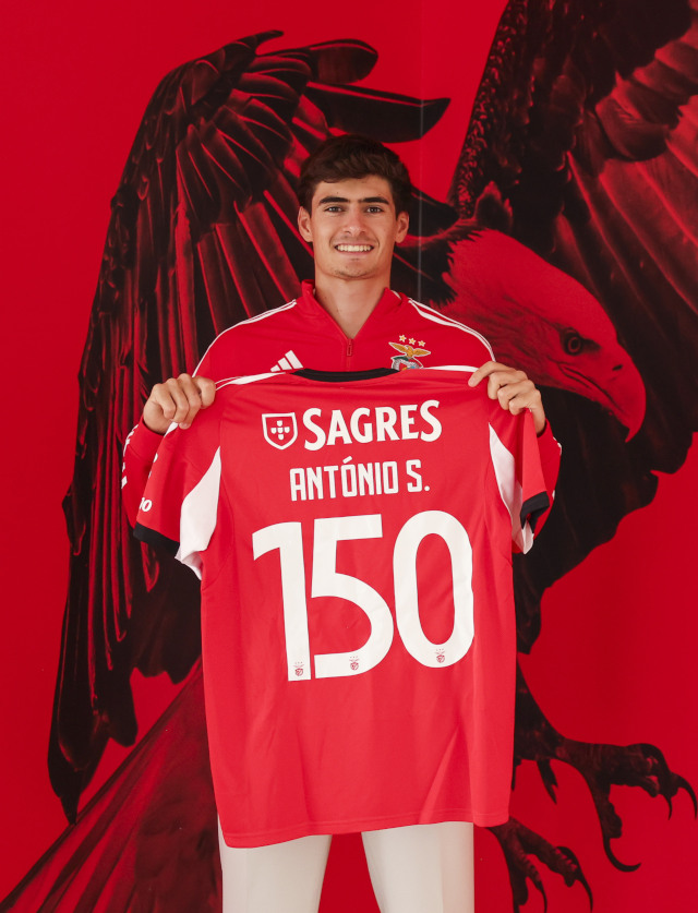 Ant&#243;nio Silva