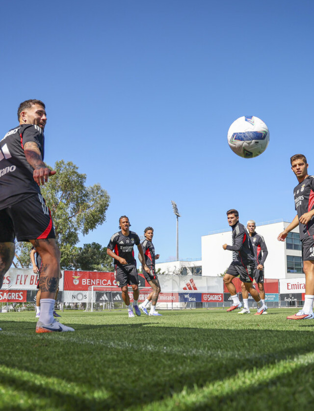 O Benfica treinou no Benfica Campus
