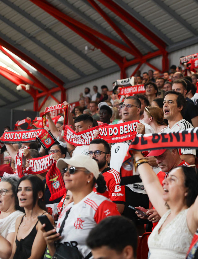 Adeptos no Pavilhão Fidelidade