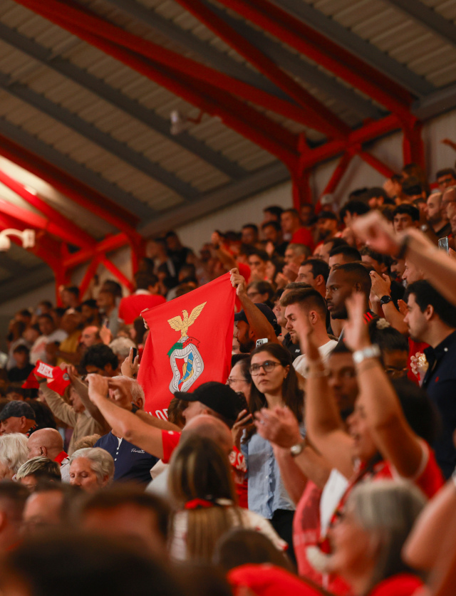 Adeptos do Benfica no Pavilh&#227;o Fidelidade