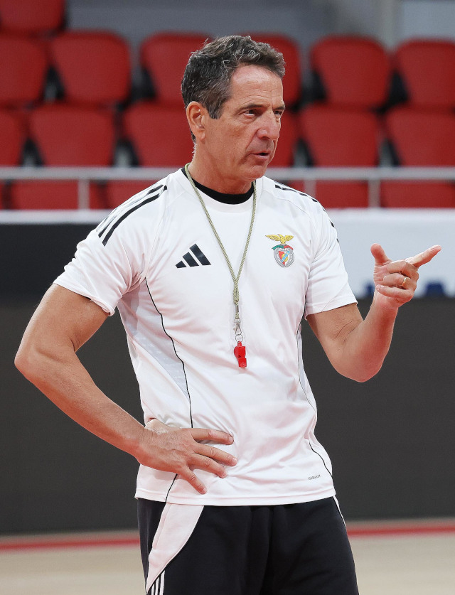 Lu&#237;s Monteiro