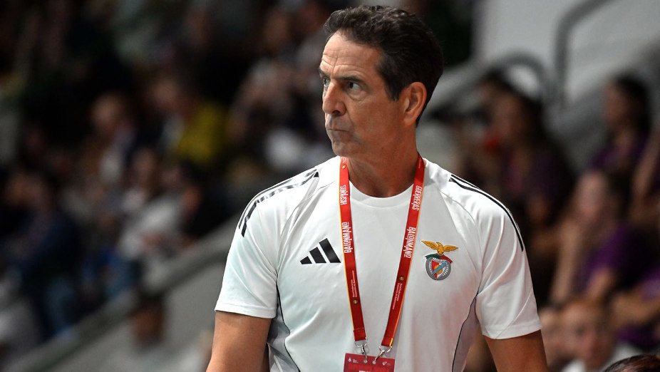 Beti-Onak-Benfica