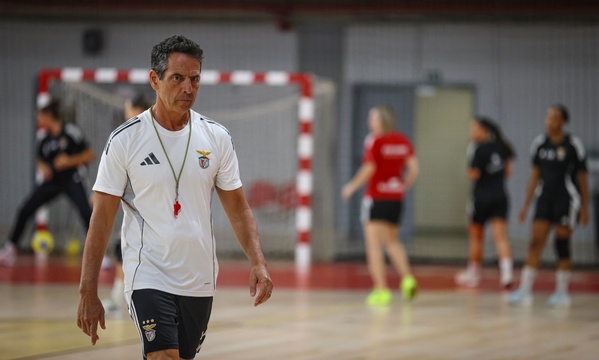 Treinador Lu&#237;s Monteiro