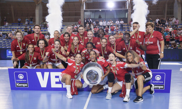 &#193;guias conquistaram a Superta&#231;a pela 5.&#170; vez
