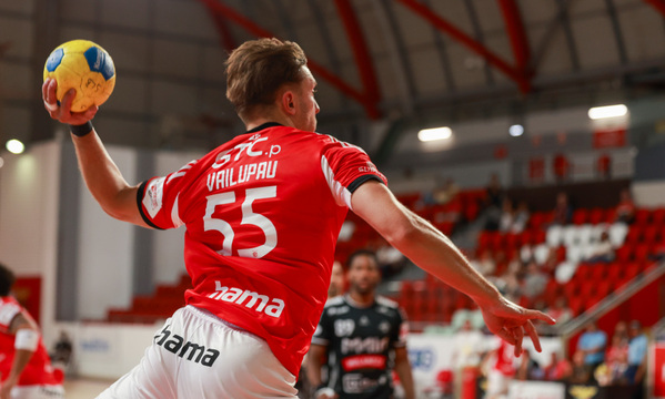 Mikita Vailupau apontou 4 golos