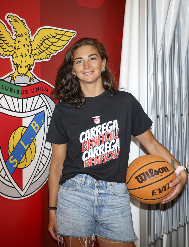 In&#234;s Faustino