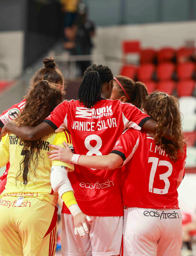 Festejo das jogadoras do Benfica