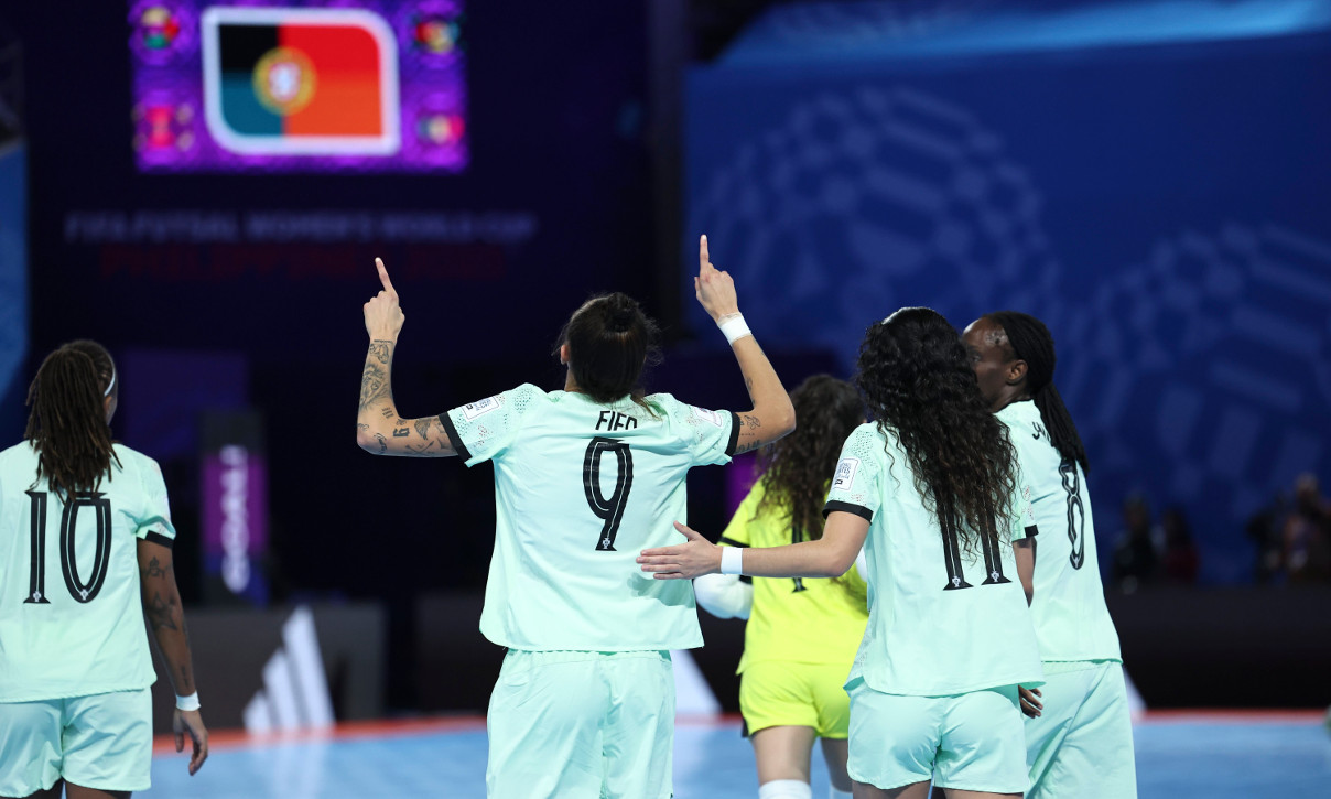 Mundial: Fifó festeja golo no Portugal-Nova Zelândia