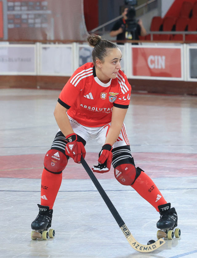 Sara Roces apontou tr&#234;s golos diante do Parede FC
