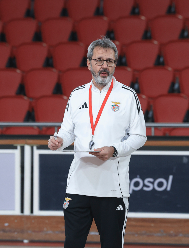 Treinador Edu Castro